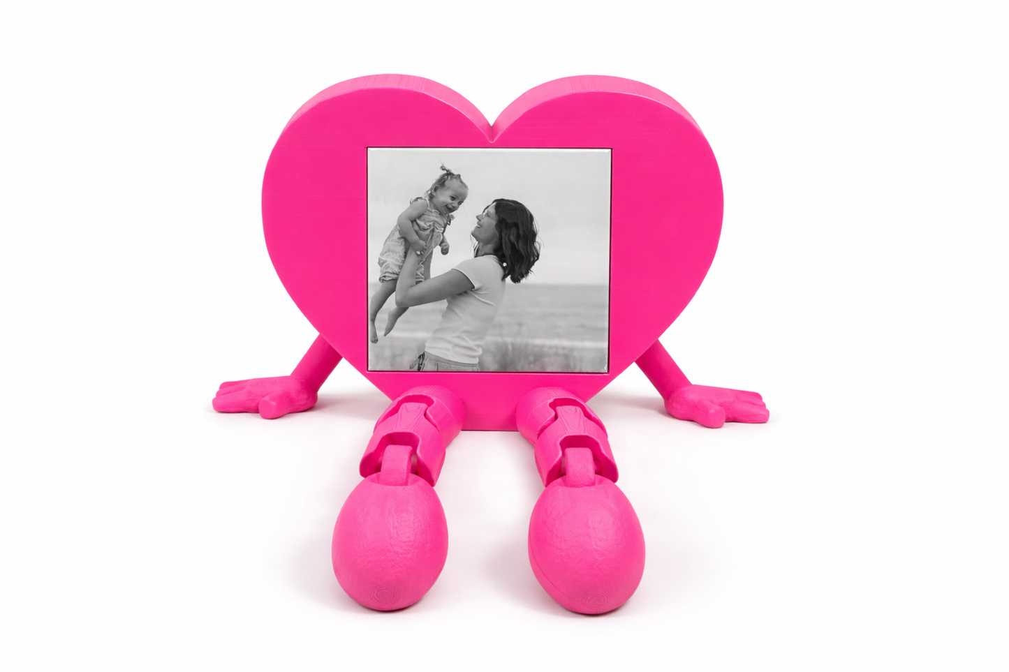 Heart Shelf Sitter with 1 Custom 2.5in Square Magnet